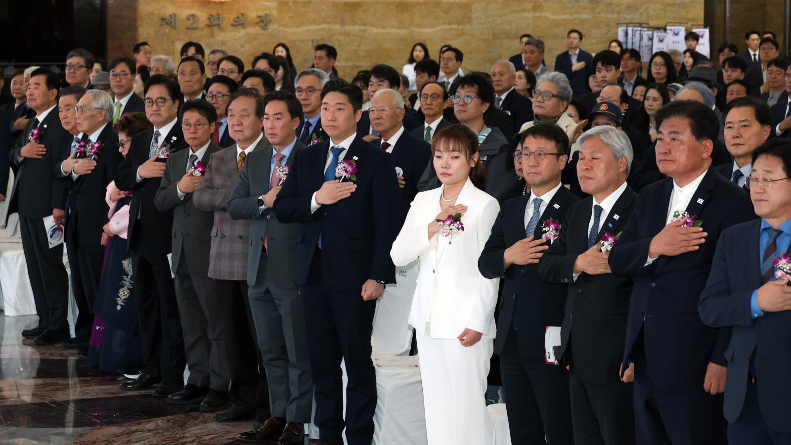 우원식 “여야 손잡고 개헌 이뤄야…책임있는 의회 정치 만들자”