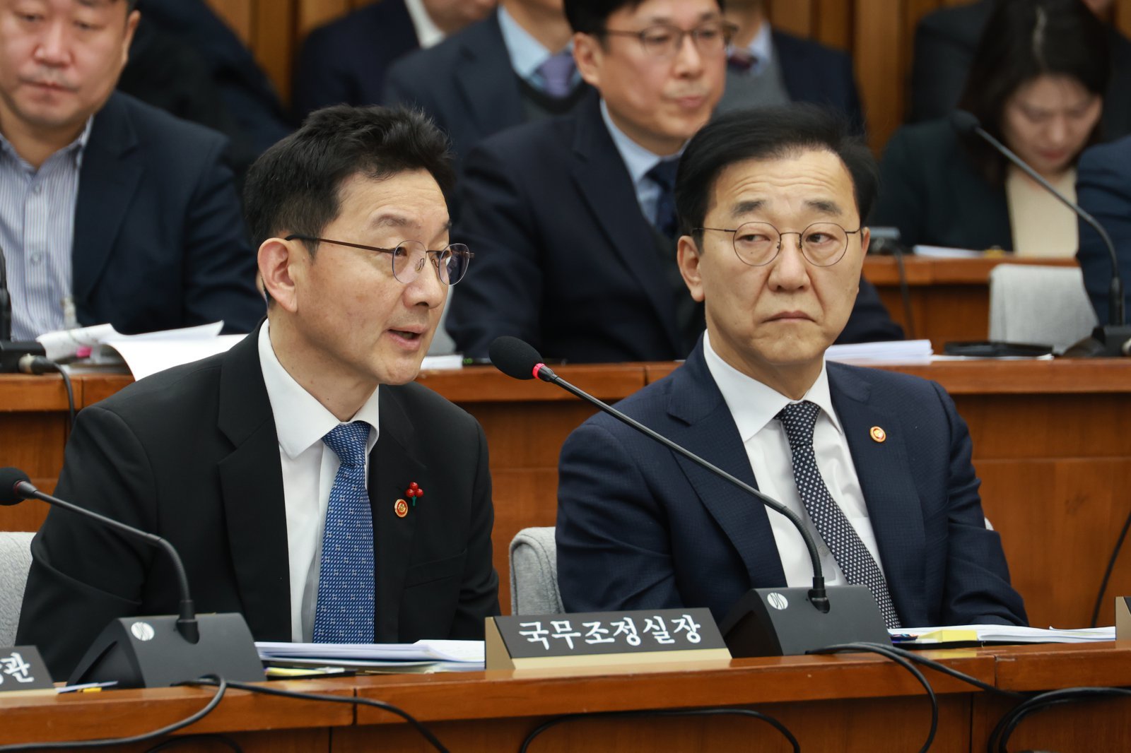 윤창렬 국무조정실장이 22일 서울 여의도 국회에서 열린 12.29 여객기 참사 진상규명을 위한 국정조사특별위원회 청문회에서 의원 질의에 답하고 있다. 2026.01.22.[서울=뉴시스]