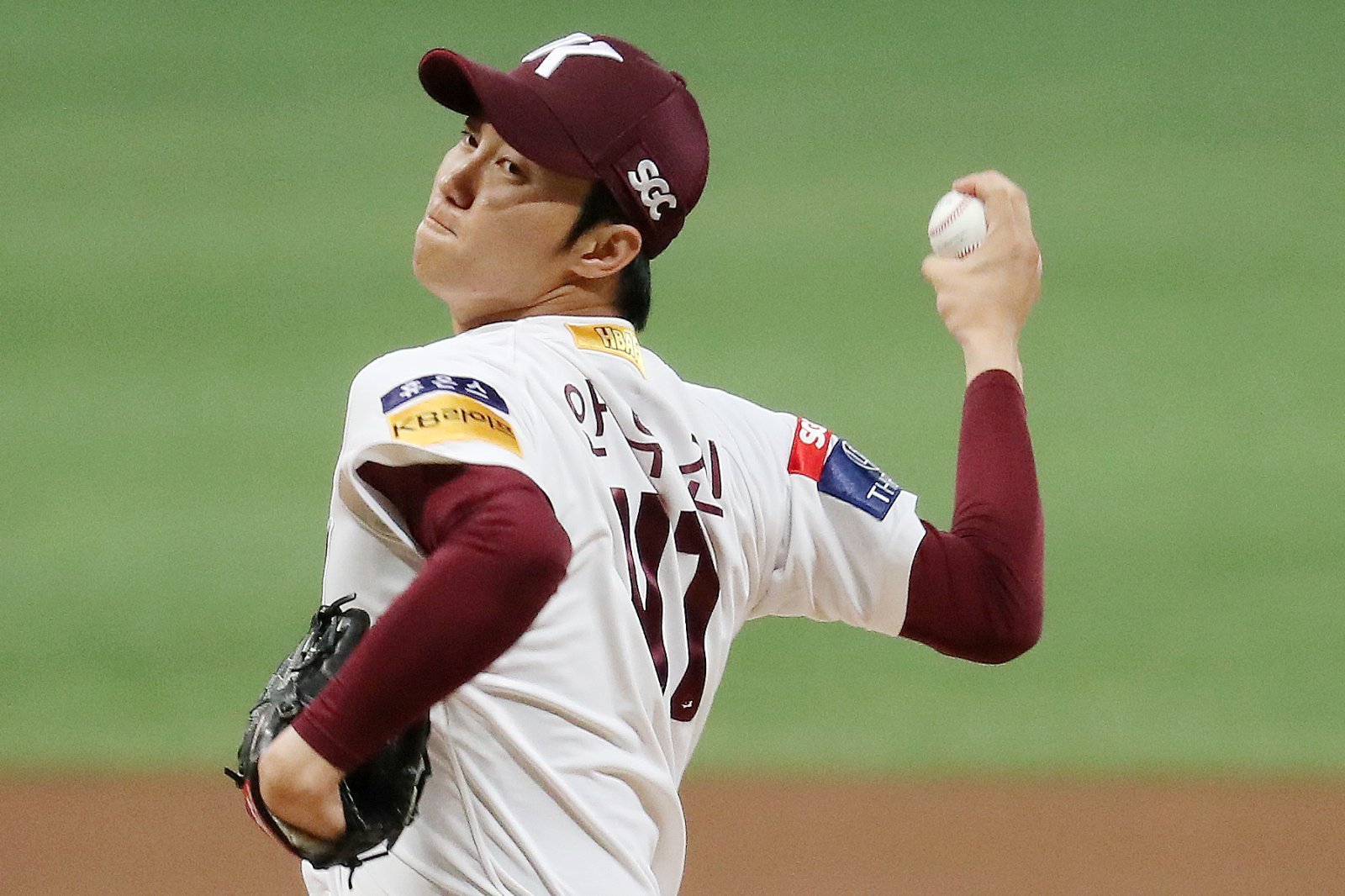 안우진, 3년 만에 1군 복귀전서 ‘160㎞ 강속구’…1이닝 무실점