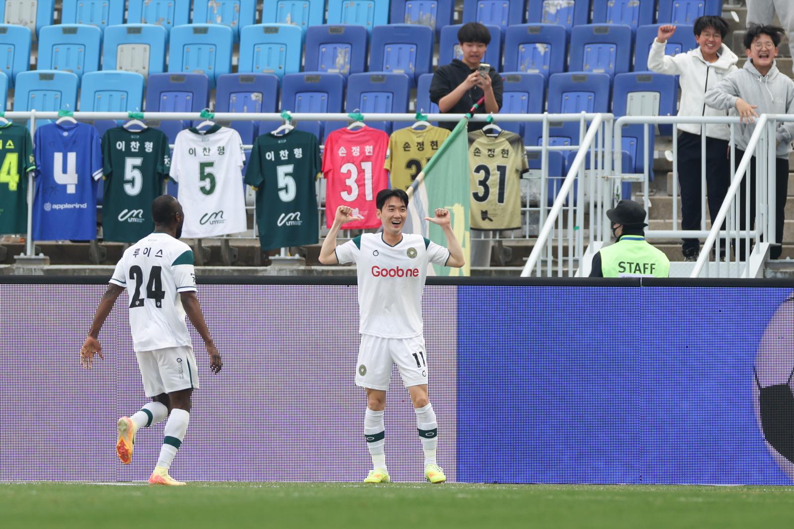 K리그2 수원 삼성, 김포에 0-1로 져 시즌 첫 패