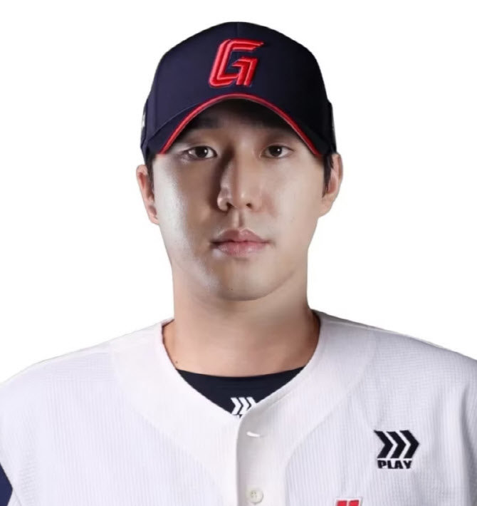롯데 최충연, 여성 팬에 “타이어 보다 못한 뚱녀” 막말