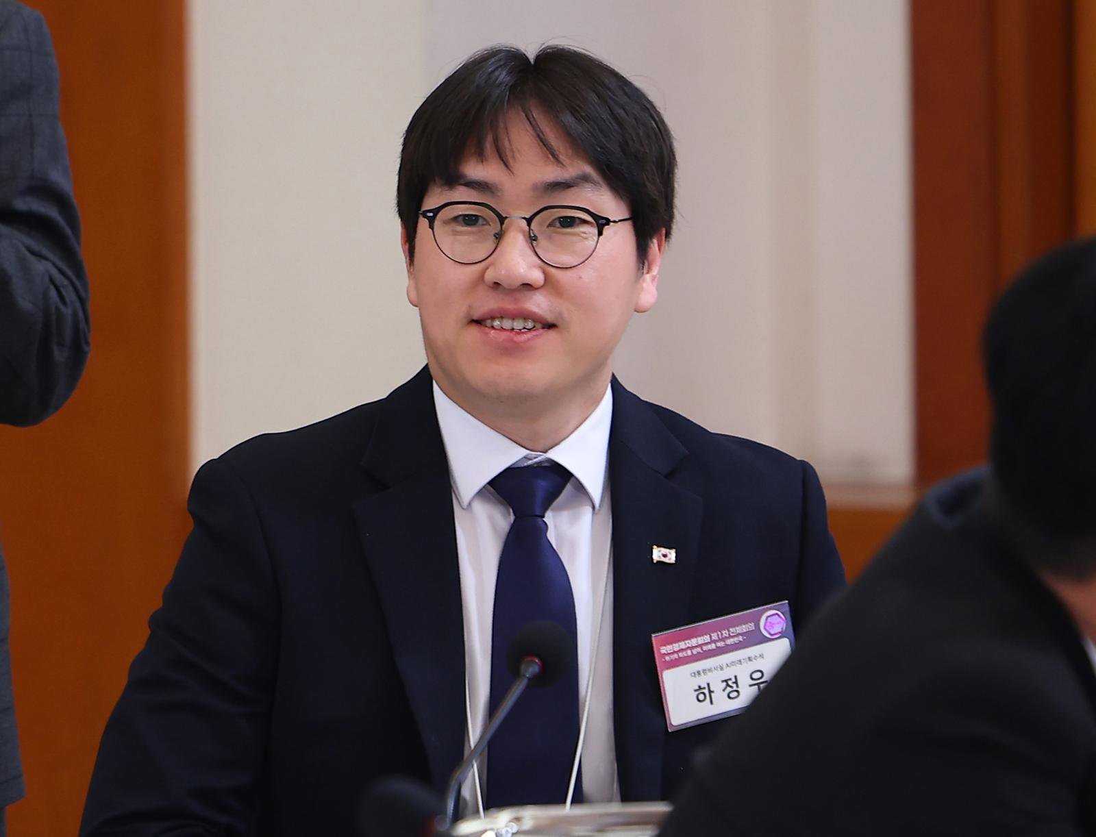 부산 북갑 출마 거론 하정우 “결정권 있다면 청와대 남을것”