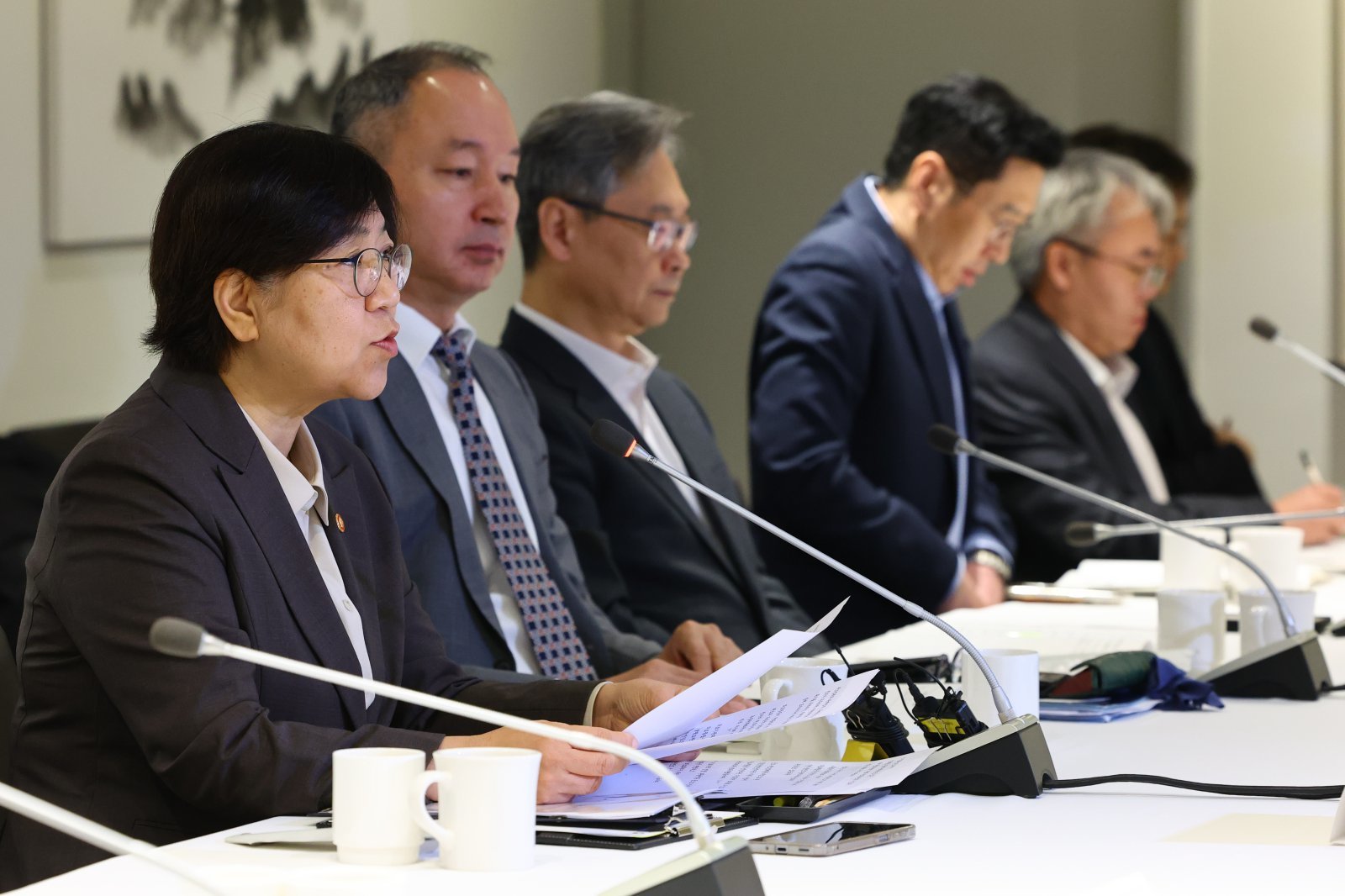 오늘부터 주사기 등 매점매석 금지…긴급현장점검 실시