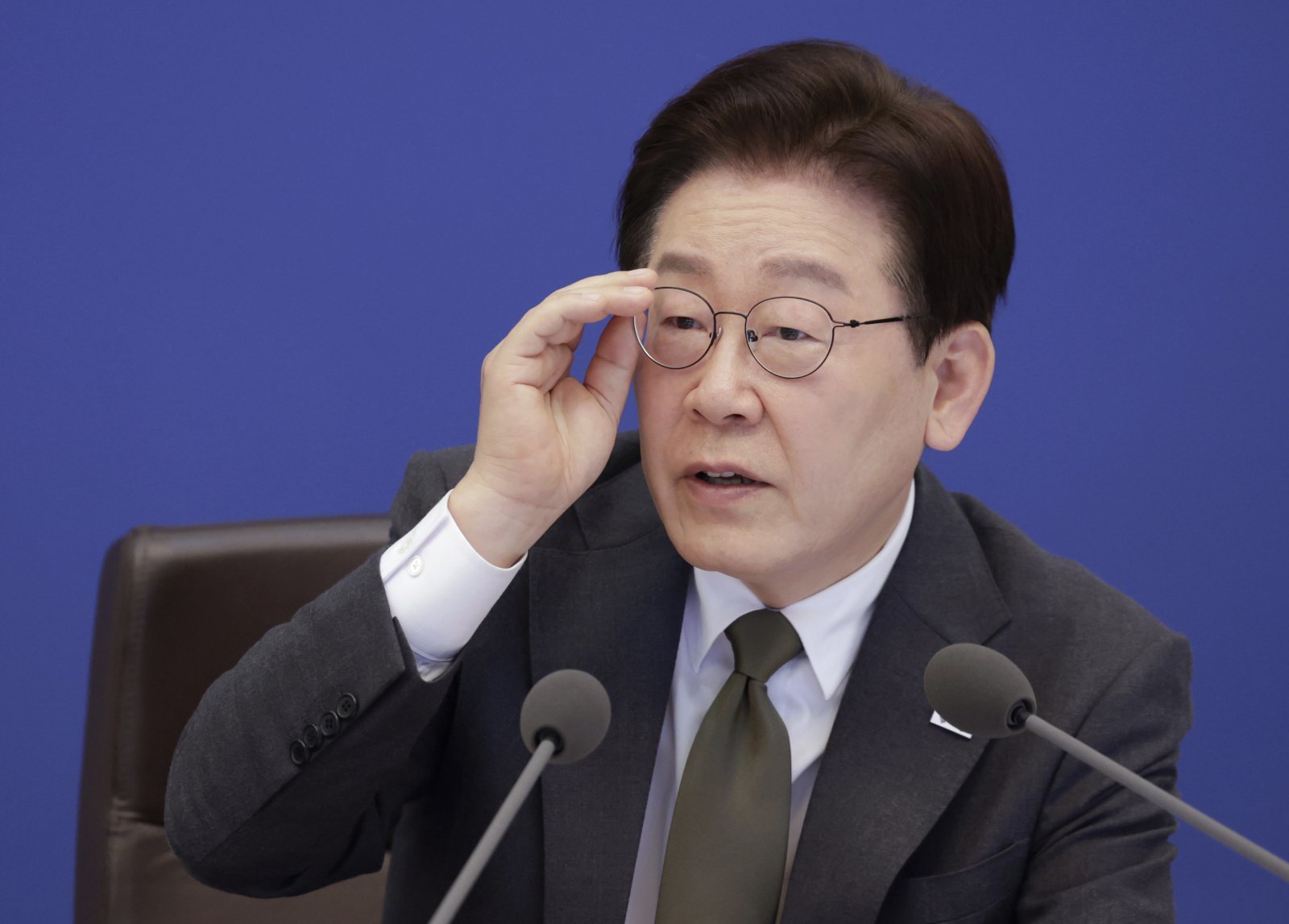李대통령 “안전관리 신고포상금 횟수 왜 제한하나…파파라치 생기는 게 좋아”