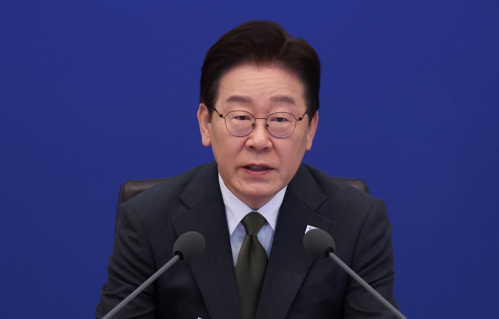 이재명 대통령이 14일 청와대에서 열린 국무회의 겸 비상경제점검회의에서 발언하고 있다. 뉴시스