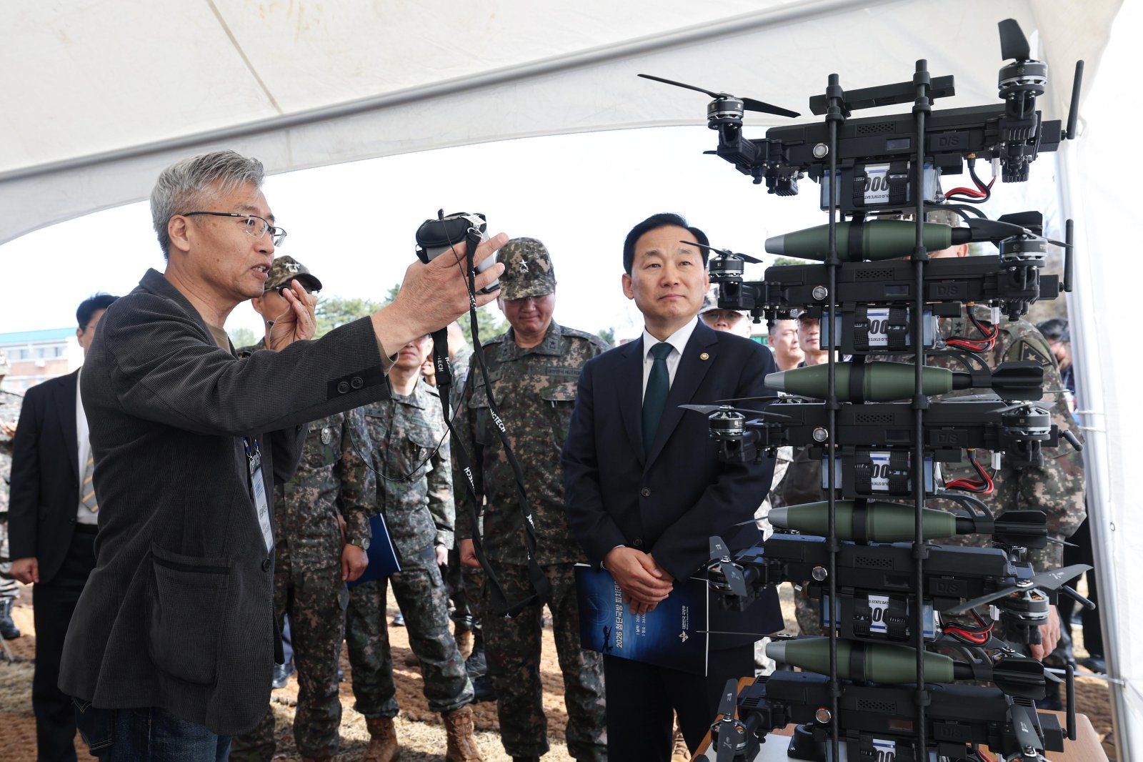 軍, 핵심부품 국산화한 드론 1만1천대 연내 도입…입찰공고 진행