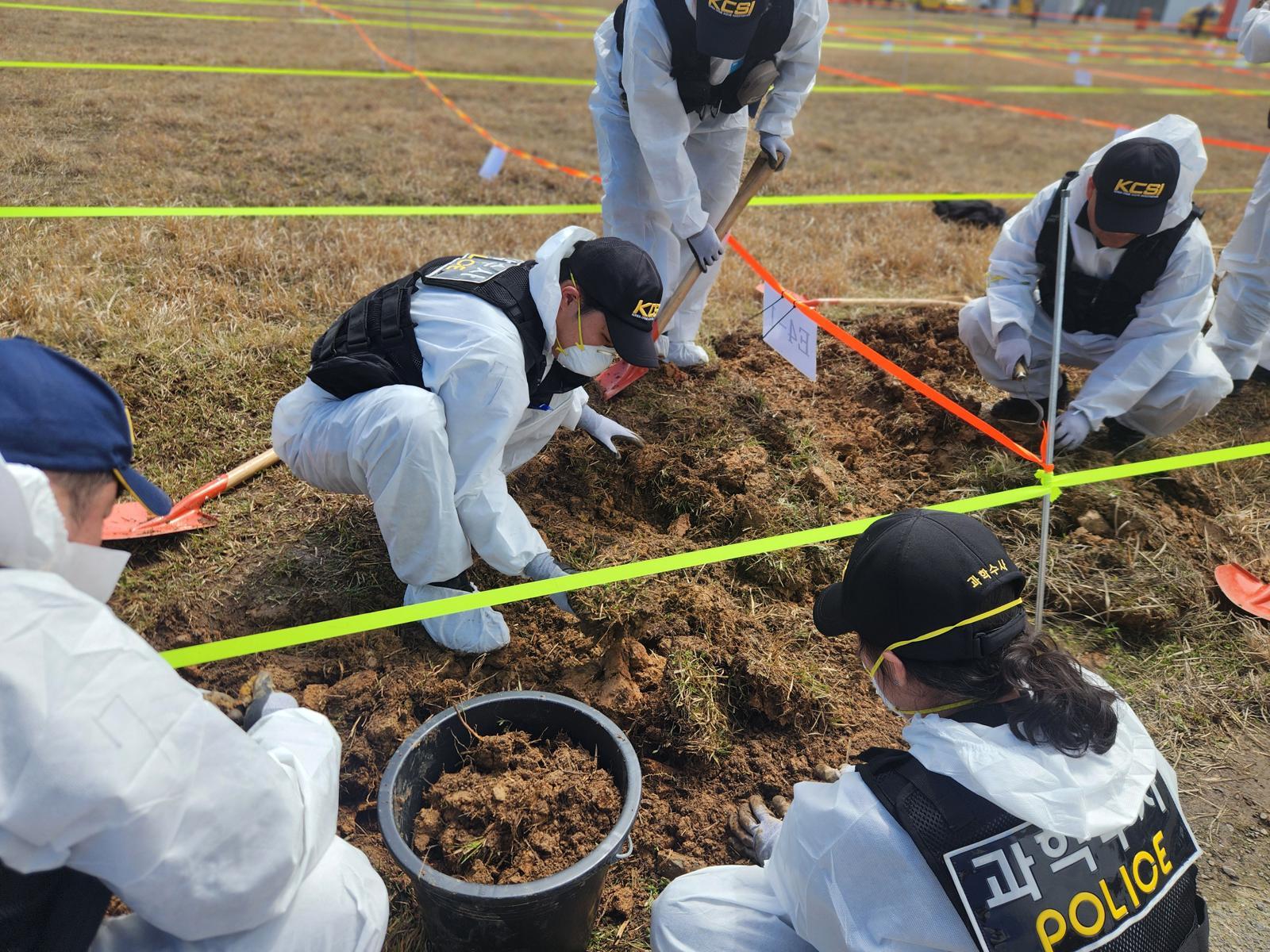 무안공항 참사 유해 재수색 재개 하루 만에 63점 추가 수습