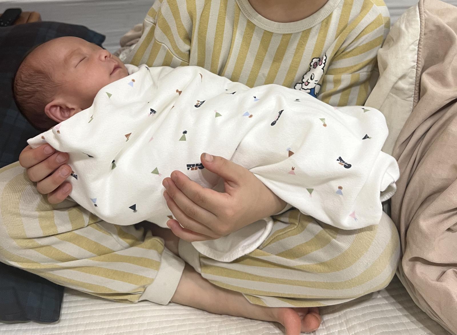 20년만의 아기 울음소리…정선 한반도마을 “축제로구나”