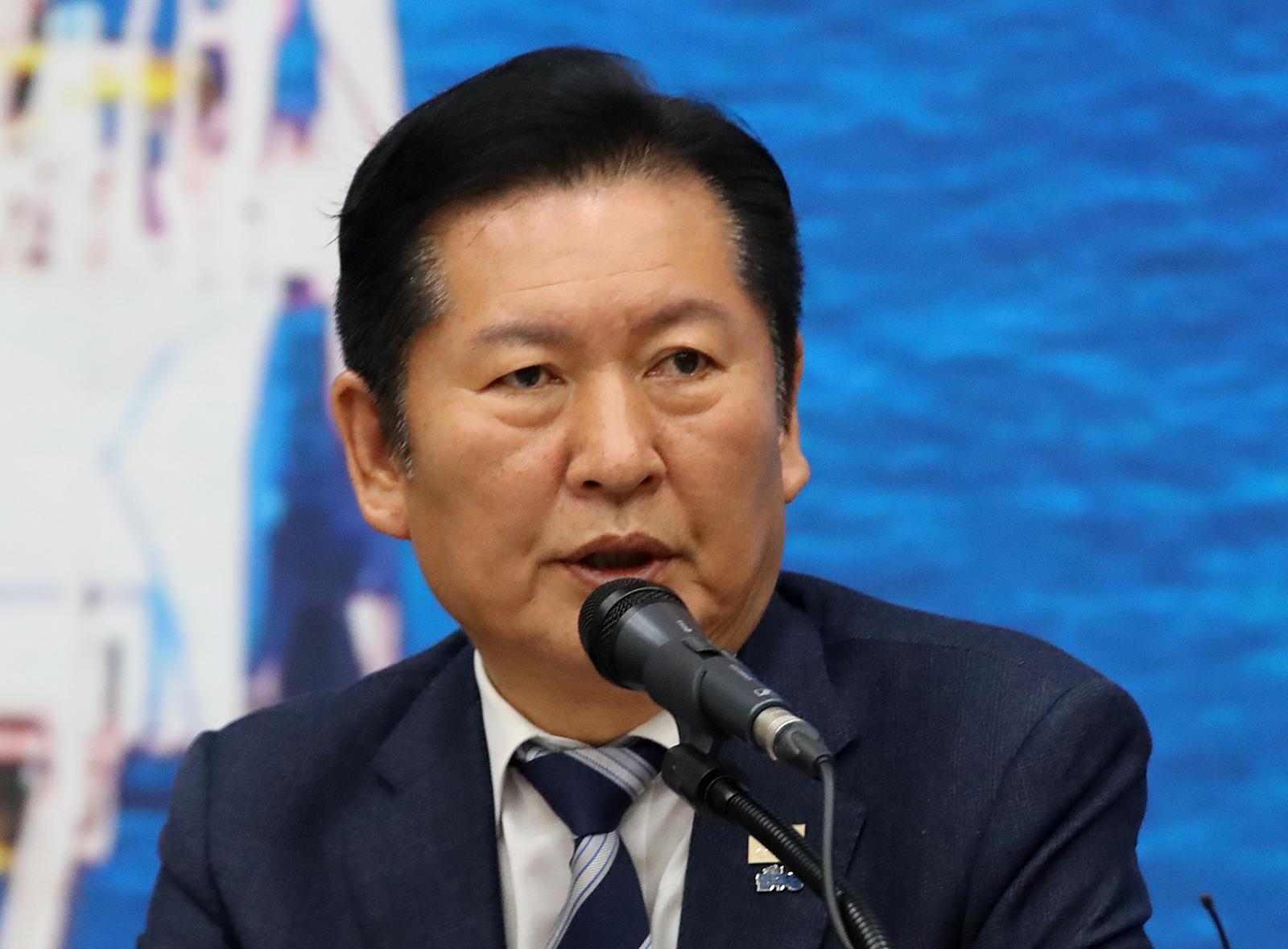 정청래 더불어민주당 대표가 15일 부산 동구 부산항국제전시컨벤션센터에서 열린 부산 현장 최고위원회의에서 발언을 하고 있다. 뉴스1