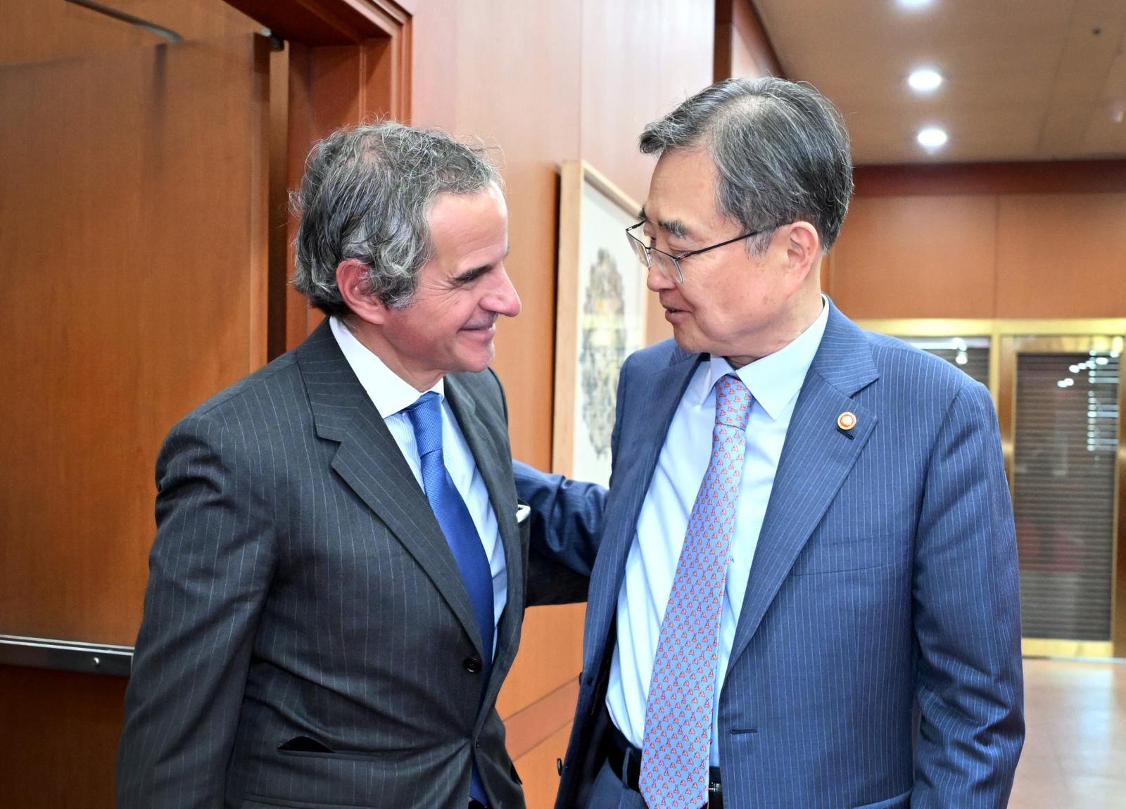 IAEA총장 “한국 핵잠 도입, 핵확산 아니라는 철통 보장 필요”
