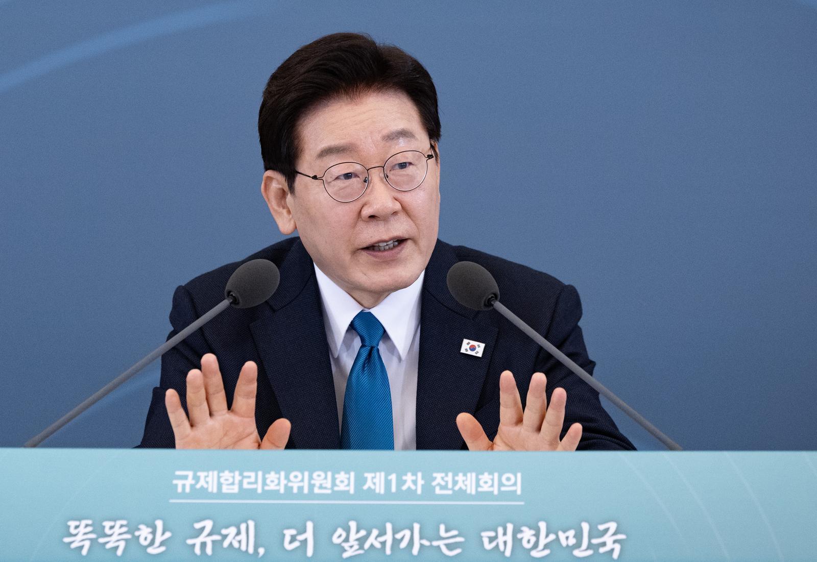 로봇-에너지-바이오-AI ‘메가특구’ 만들어 규제 푼다