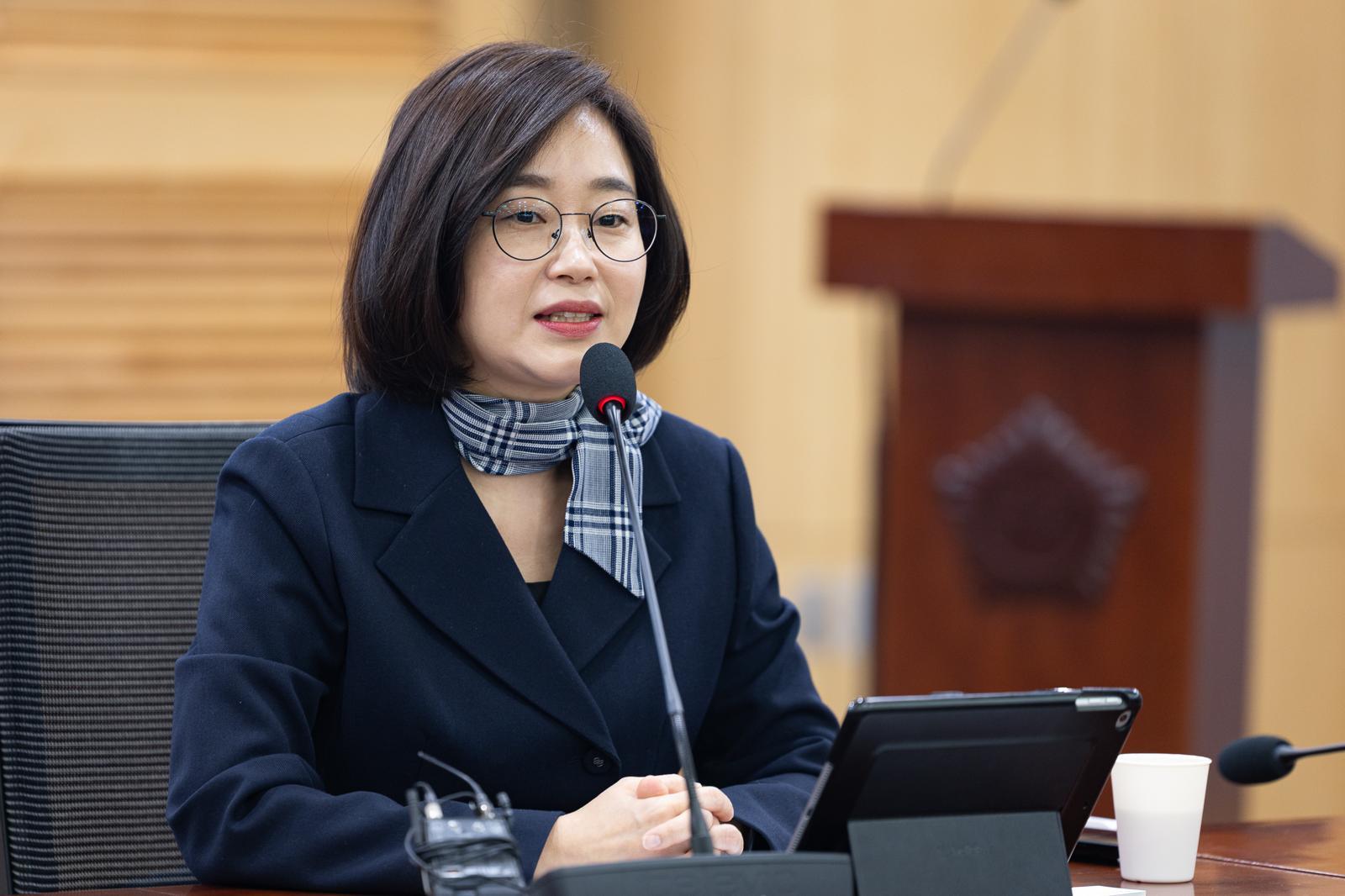 김재연 “폭탄 던지듯 평택을 출마, 당혹” 조국 “선의의 경쟁해야”
