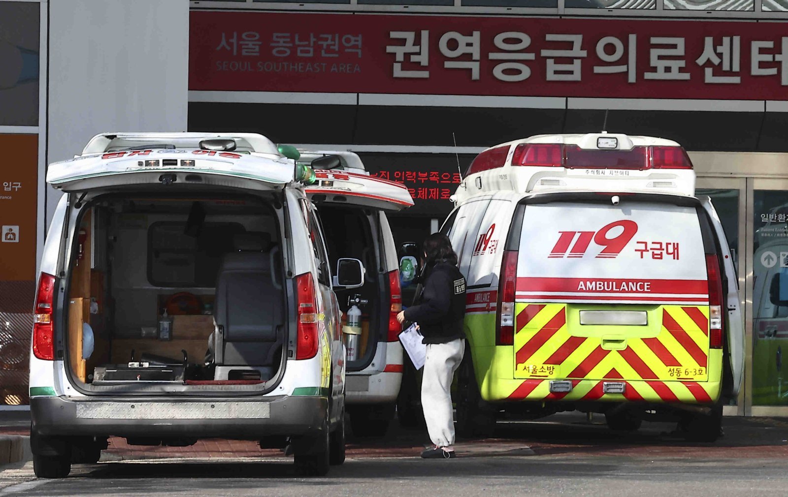 “길에서 1~2시간 허비”…‘응급실 뺑뺑이’ 2년새 2.5배↑