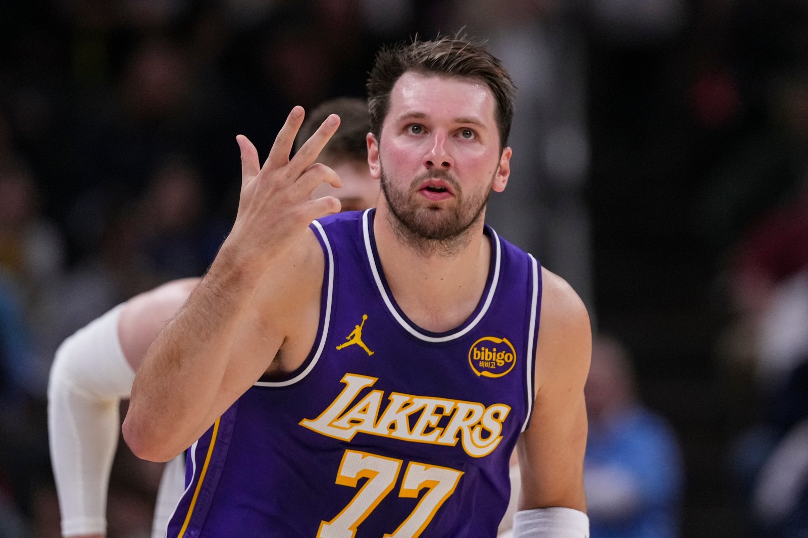 레이커스 돈치치·디트로이트 커닝햄, NBA 개인상 자격 ‘극적 획득’
