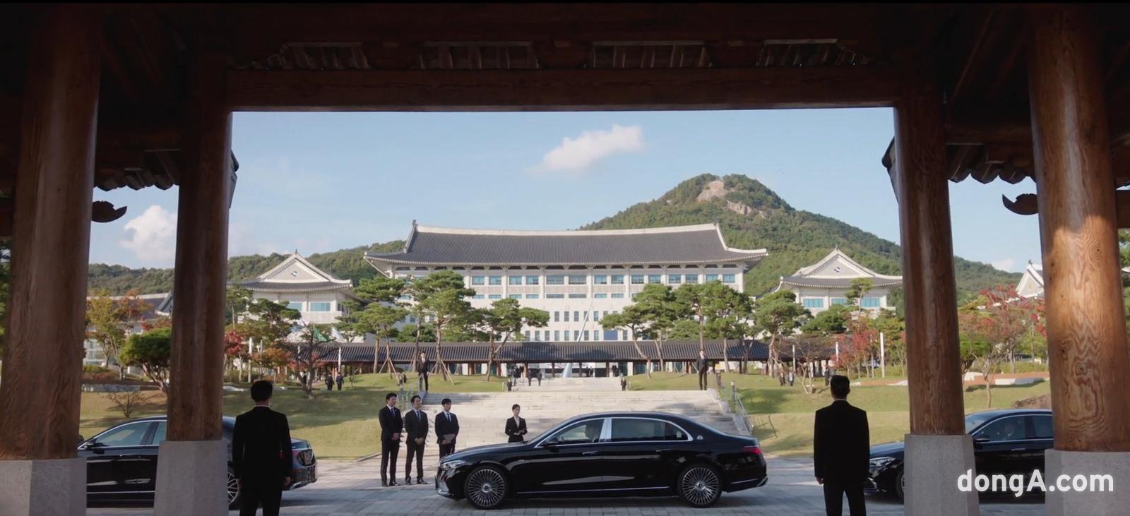 메르세데스-마이바흐 S-클래스. 메르세데스 벤츠 코리아 제공
