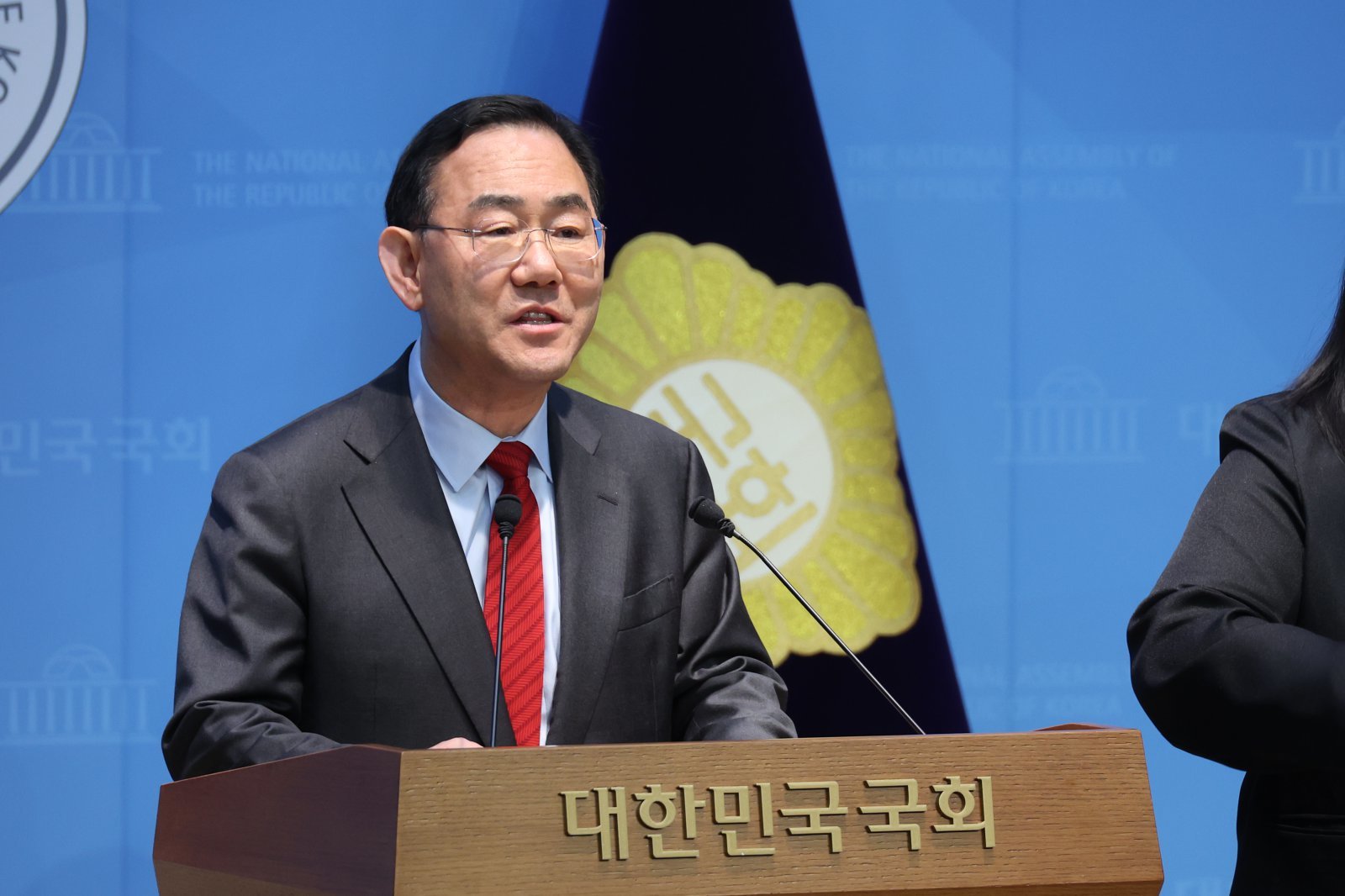 주호영 “홍준표, 김부겸 적극 도와도 별로 도움 안 될 것”