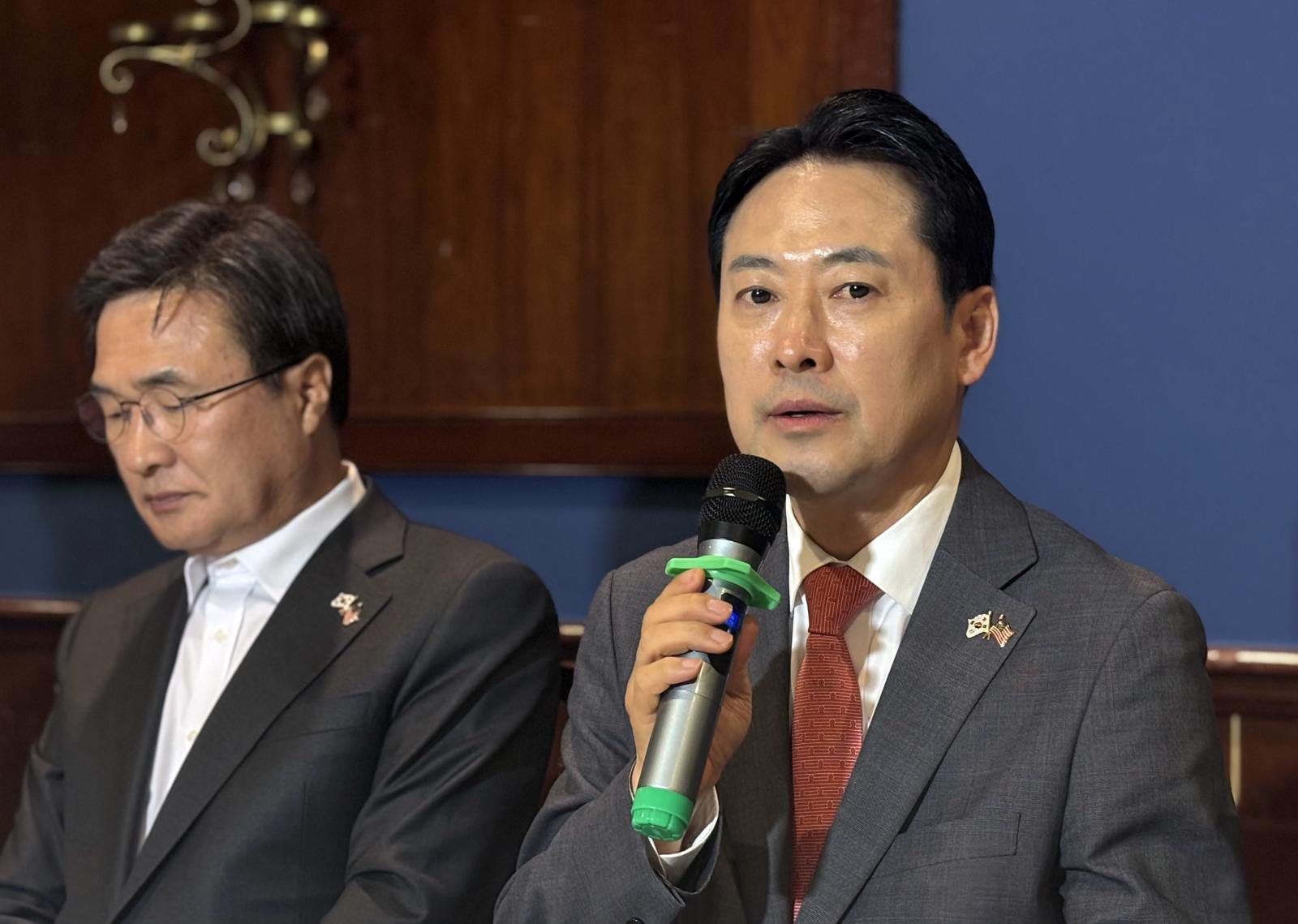 ‘방미 일정 연장’ 장동혁, 美 국무부 차관보 등 면담