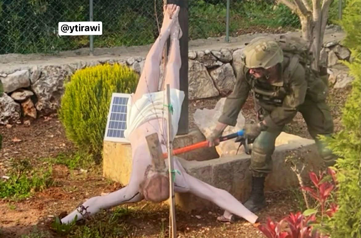 레바논서 예수상 부순 이스라엘군…“병사의 돌출 행동” 해명