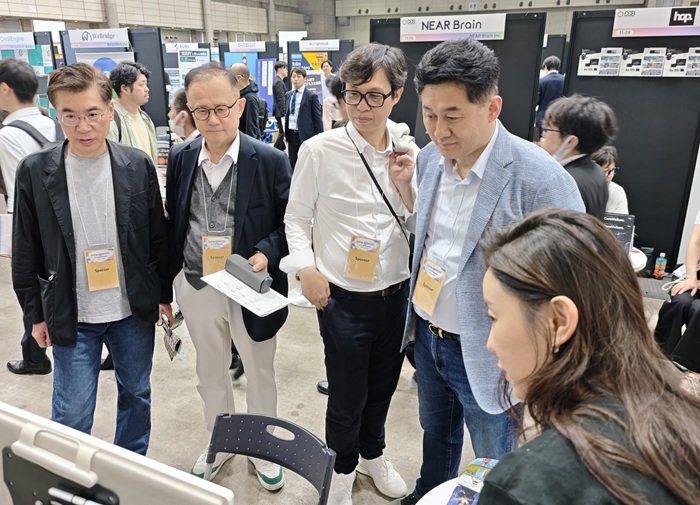 왼쪽부터, 강정범 전남창경센터 대표, 이영근 서울창경센터 대표, 김용우 부산창경센터 대표, 오득창 세종창경센터 대표 / 출처=IT동아