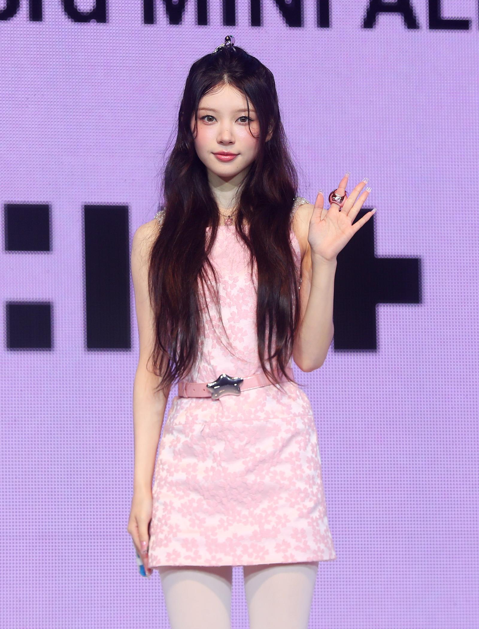 아일릿 모카, 당분간 스케줄 불참 “건강 이상…치료 전념”