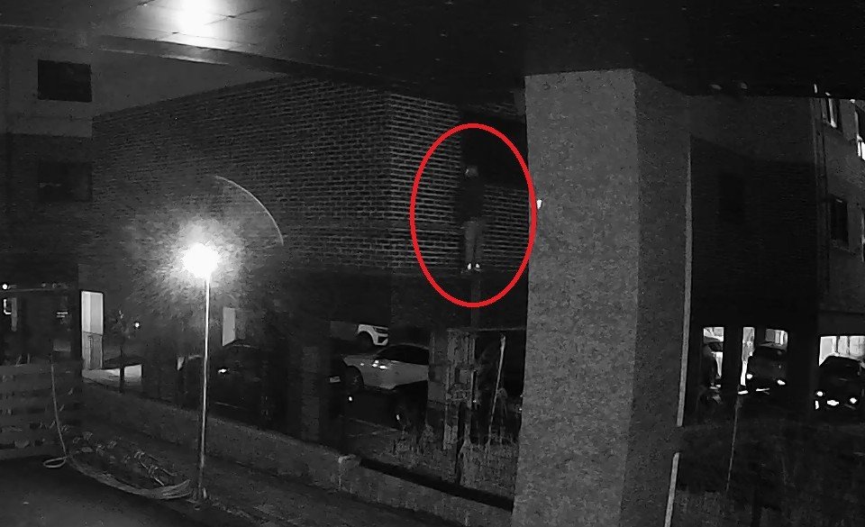 야산 넘고 배관 타고 빈집 턴 50대…3년 7개월간 5억 원대 절도