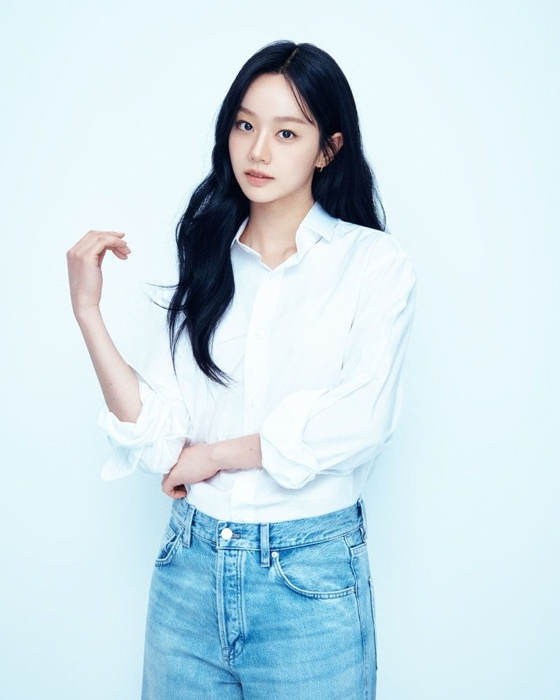 배우 혜리. 써브라임