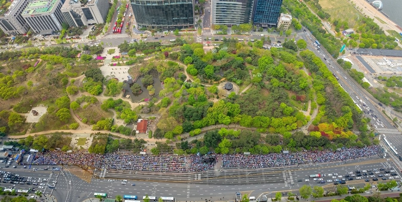 버스 2km 행렬… 여의도 메운 농민 2만 “희생 강요 개혁 반대”