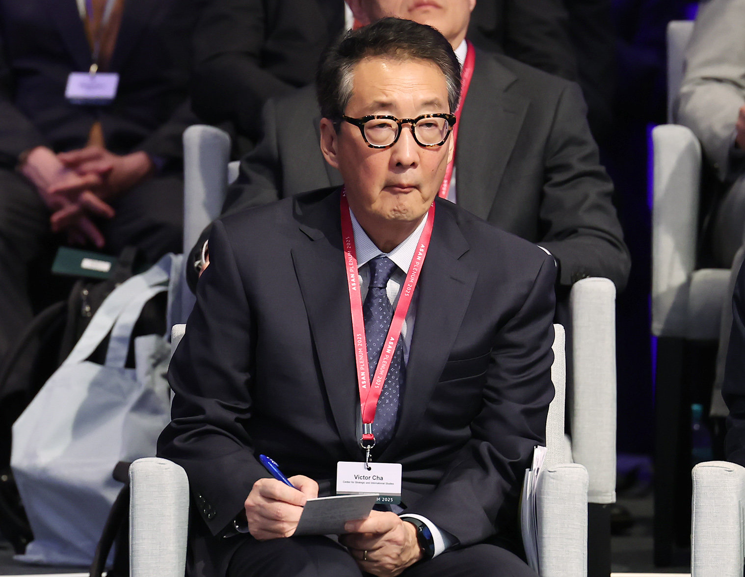 鄭 “CSIS 보고서 등도 구성 핵활동 제기” 주장… 빅터 차 “구성 핵시설 보고서 작성 안 해” 부인