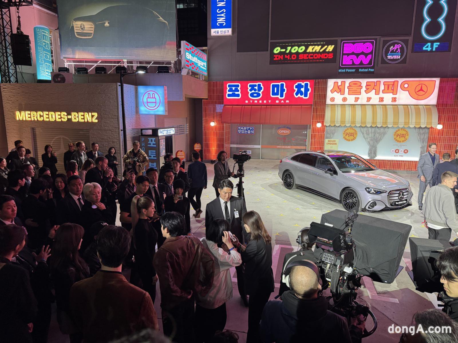 [현장]서울 영토 넓히는 메르세데스-벤츠… ‘C 클래스’ 앞세워 성수동 진출