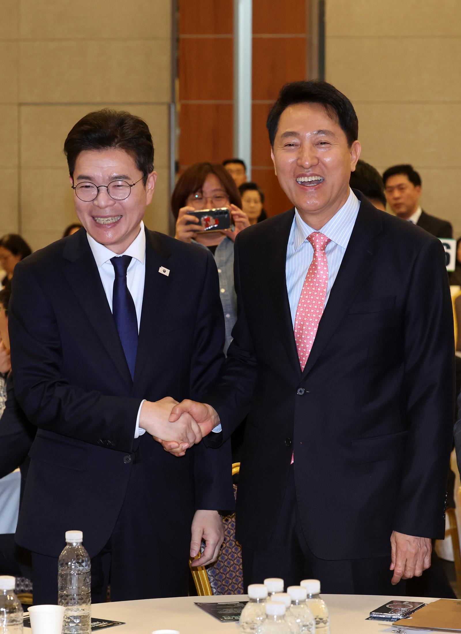 서울은 ‘부동산’ 부산은 ‘글로벌허브특별법’…격전지 핵심 이슈 공방
