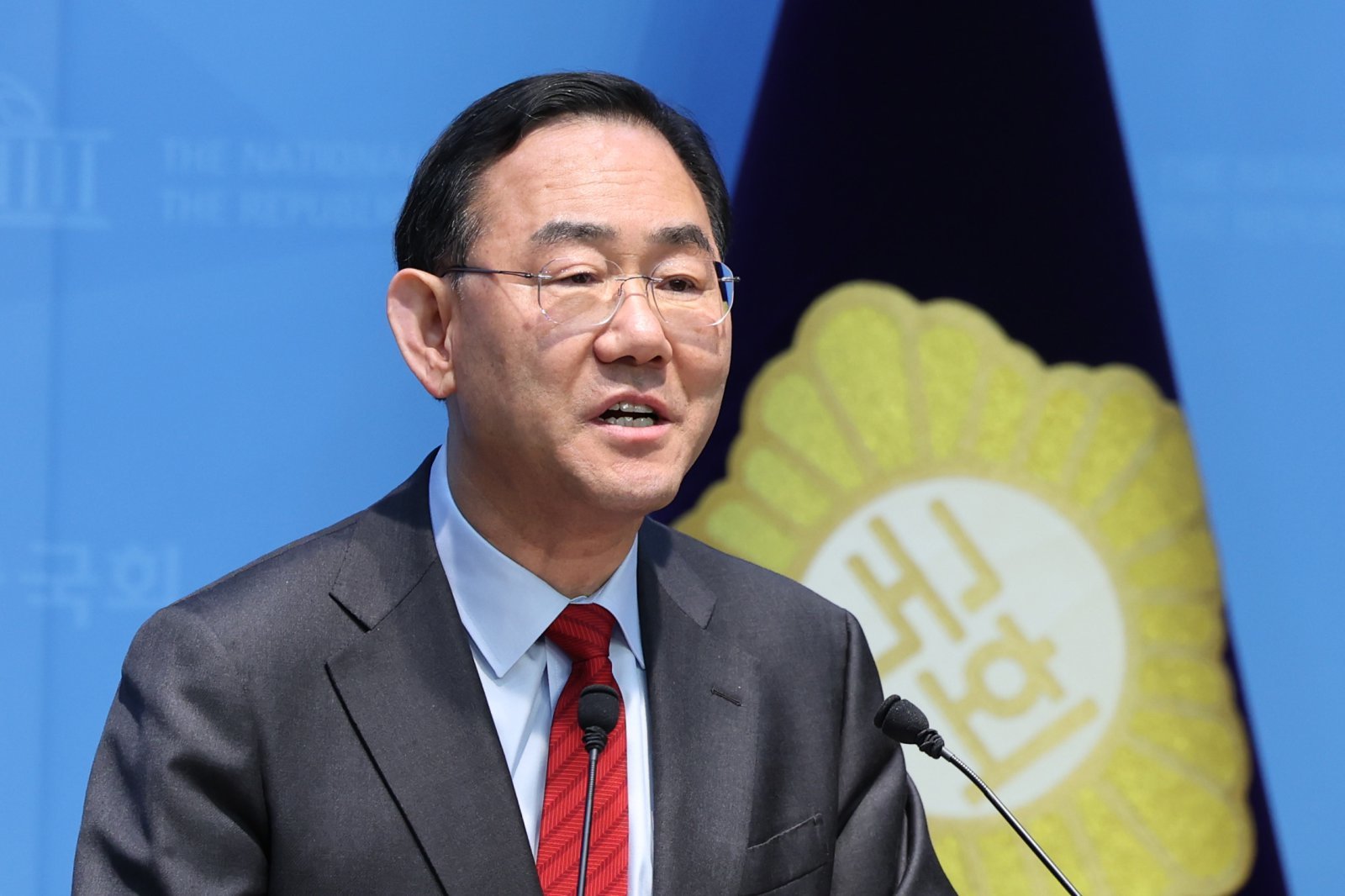 주호영, 무소속 출마 접으며 장동혁 직격…“제발 물러날 때 알길”