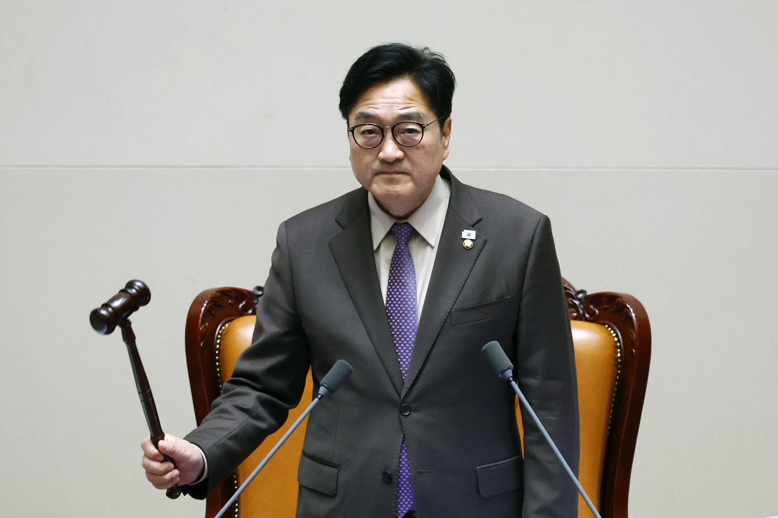 우원식 국회의장이 23일 서울 여의도 국회에서 열린 제434회국회(임시회) 제7차 본회의에서 의사봉을 두드리고 있다. 2026.04.23. [서울=뉴시스]