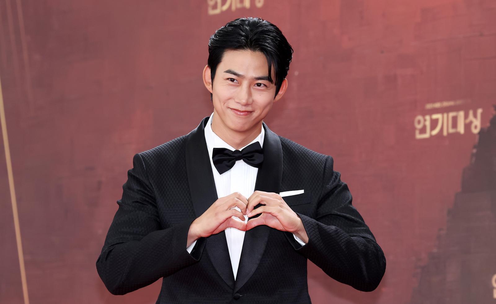 옥택연, 오늘 4세 연하 비연예인과 결혼…10년 열애 결실