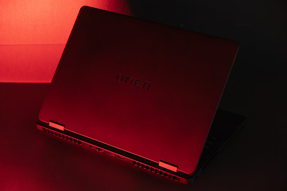 게이밍 PC에서 중요한 것은 GPU 성능이다. CPU는 최근 2년 내 출시된 수준이면 성능에 GPU만큼 크게 영향을 미치지 않는다 / 출처=IT동아