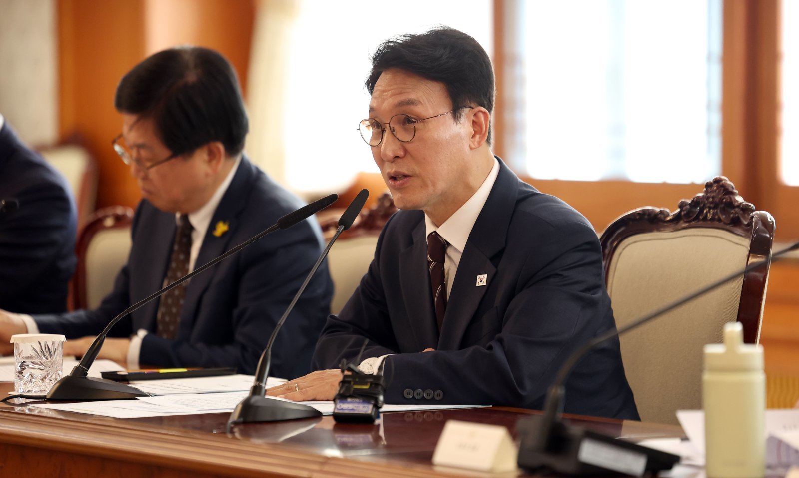 김민석 국무총리가 24일 서울 종로구 정부서울청사에서 열린 인공지능(AI) 교육 관계장관회의에서 모두발언을 하고 있다. 2026.04.24. [서울=뉴시스]