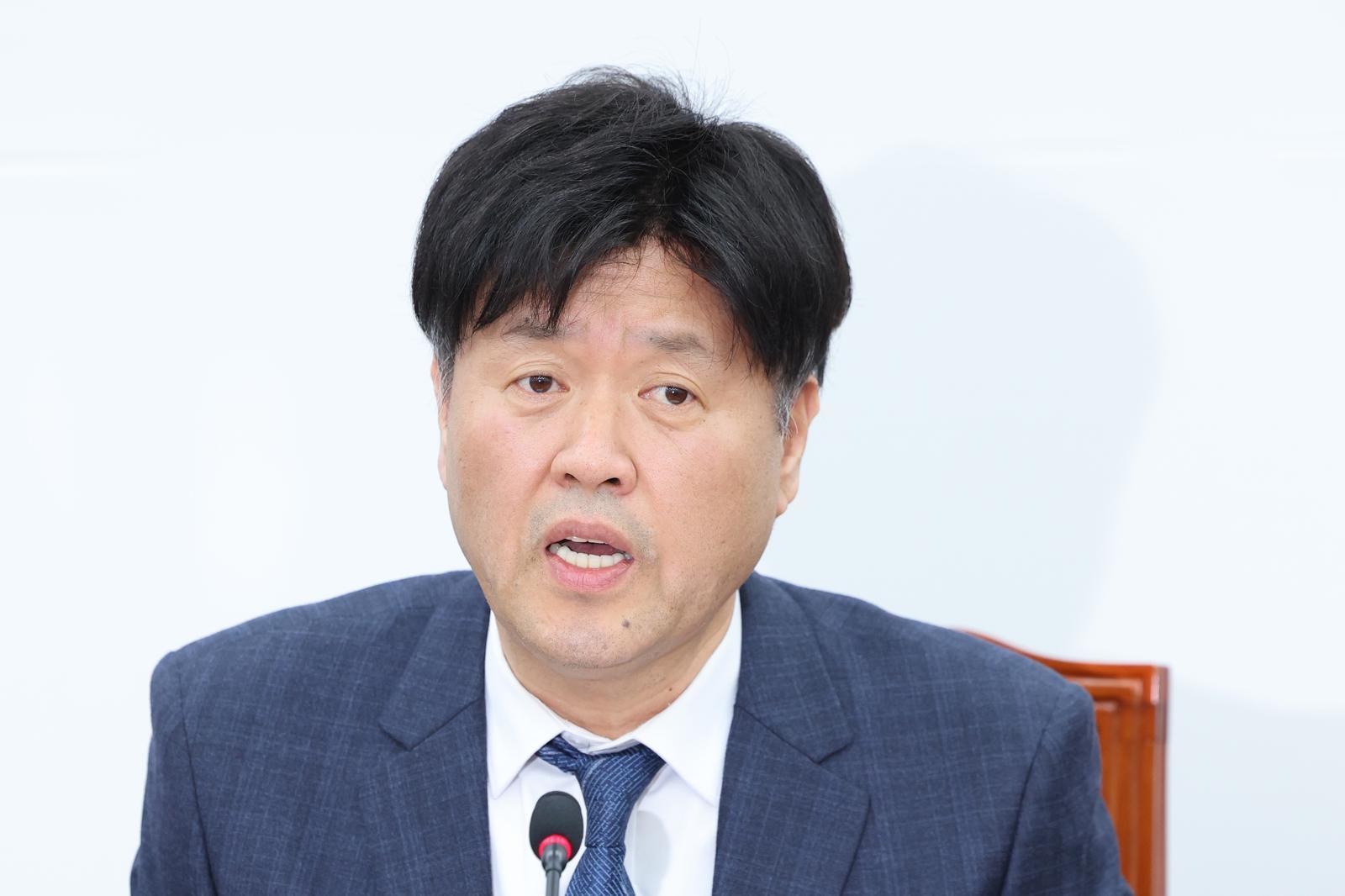 김용 전 민주연구원 부원장이 지난 13일 서울 여의도 국회에서 열린 정치검찰 조작기소특위 기자간담회에서 발언하고 있다. 2026.4.13 ⓒ 뉴스1
