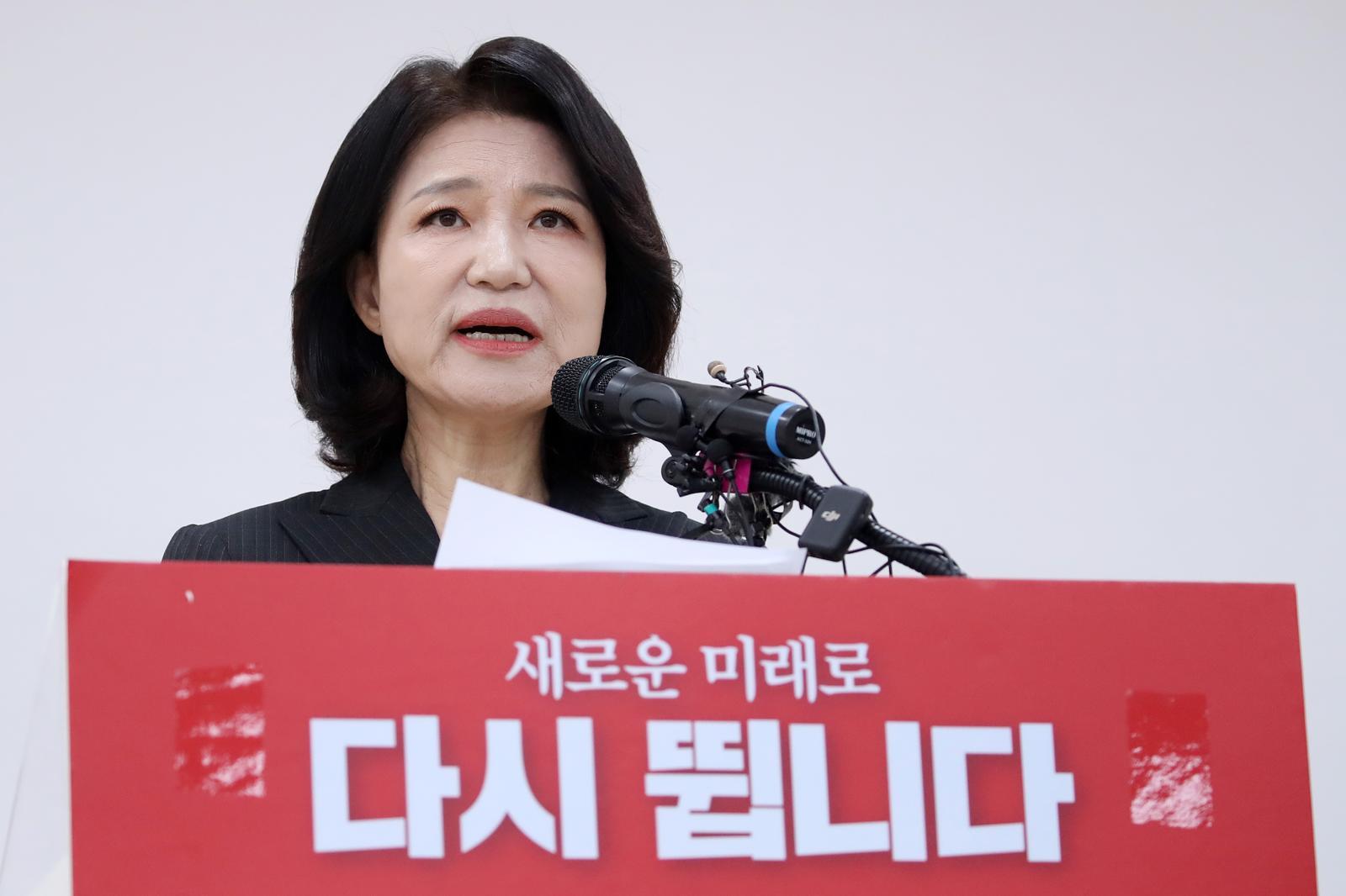 ‘윤 어게인’ 이진숙·이용 등 단수공천…정진석은 내주까지 보류