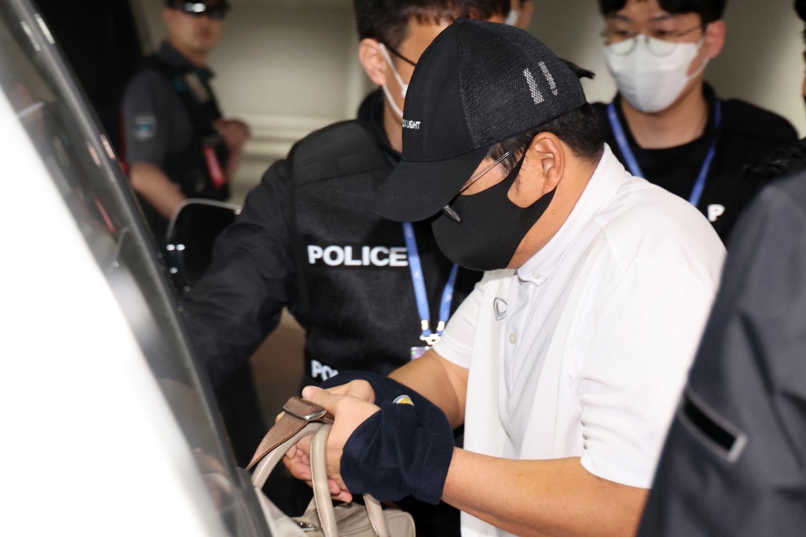 태국서 검거된 ‘청담사장’ 국내 송환…경찰, 구속영장 신청