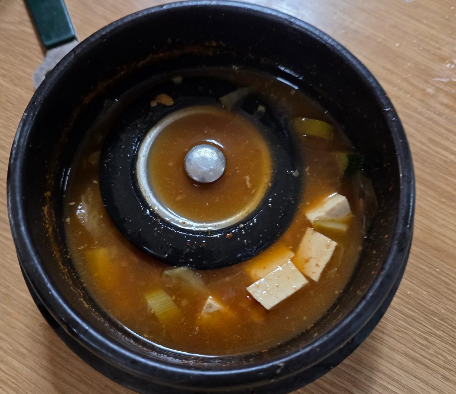 문경새재 된장찌개 싱크대 뚜껑 발견