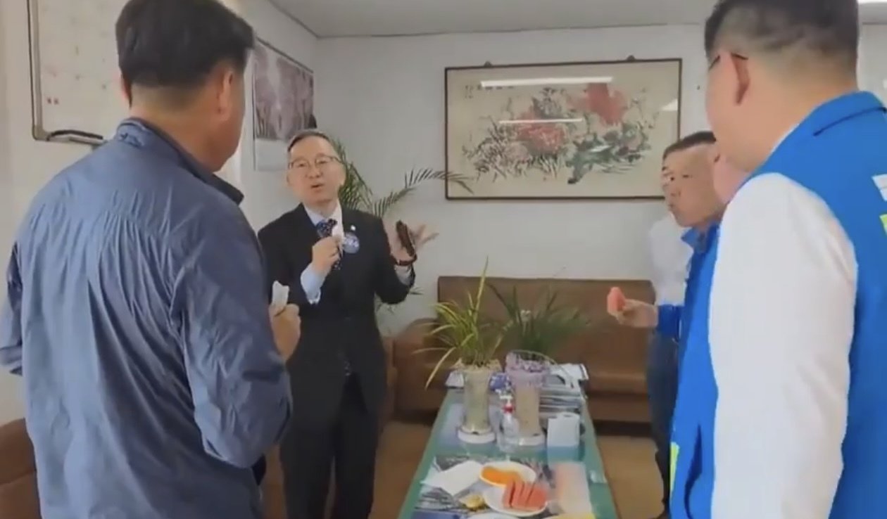 與김문수 “따까리 하려면 공무원 해야지”…공직 비하 논란