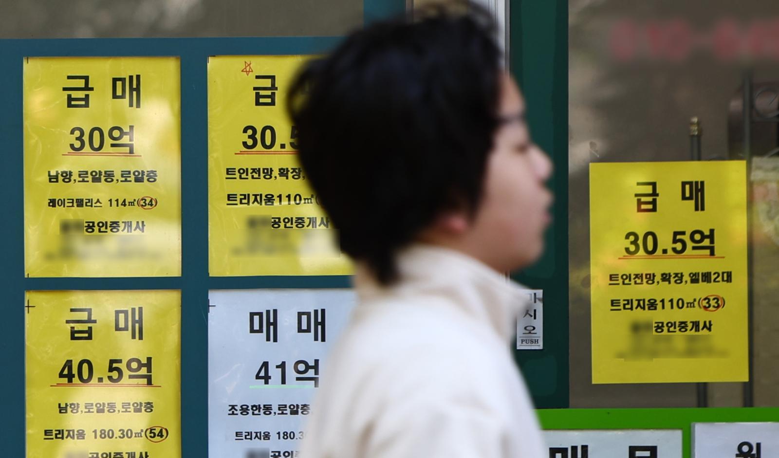 靑 “거주-보유 같은 공제 고민 필요” 비거주 1주택 과세 강화 시사