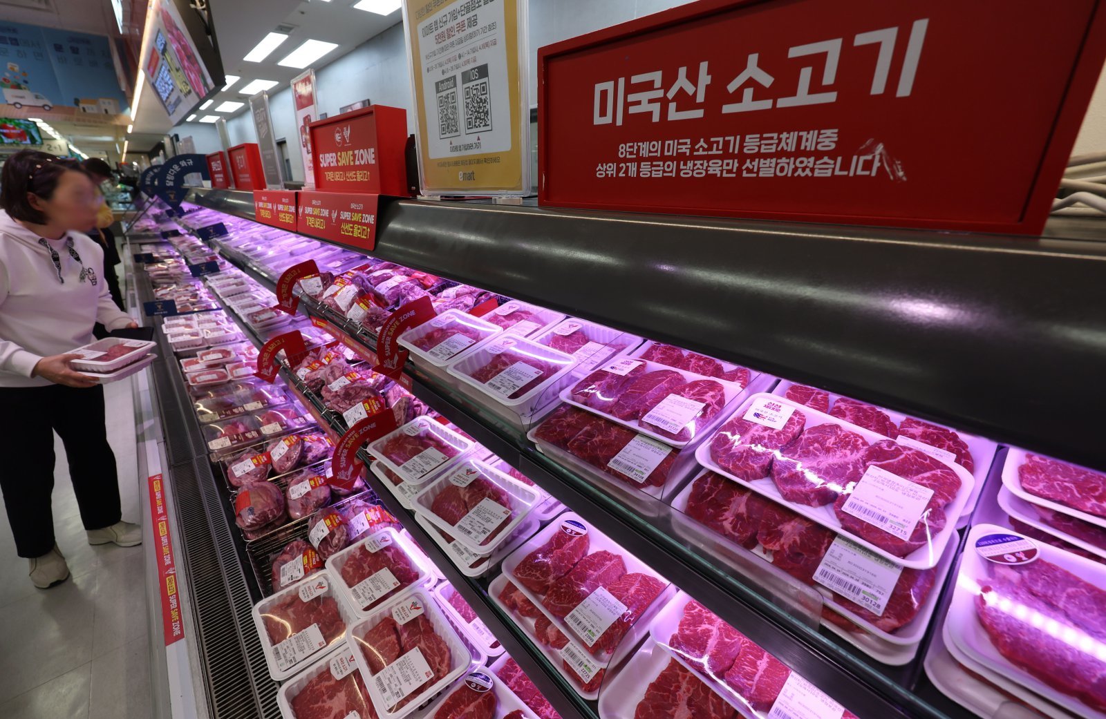 ‘대체재’ 수입육 최대 30%↑…밥상물가 파고드는 고유가 여파