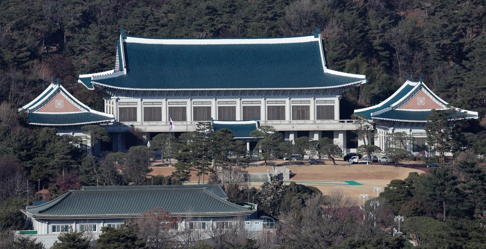 트럼프 “프리덤 작전 참여하라”…靑 “국제-국내법 검토” 신중