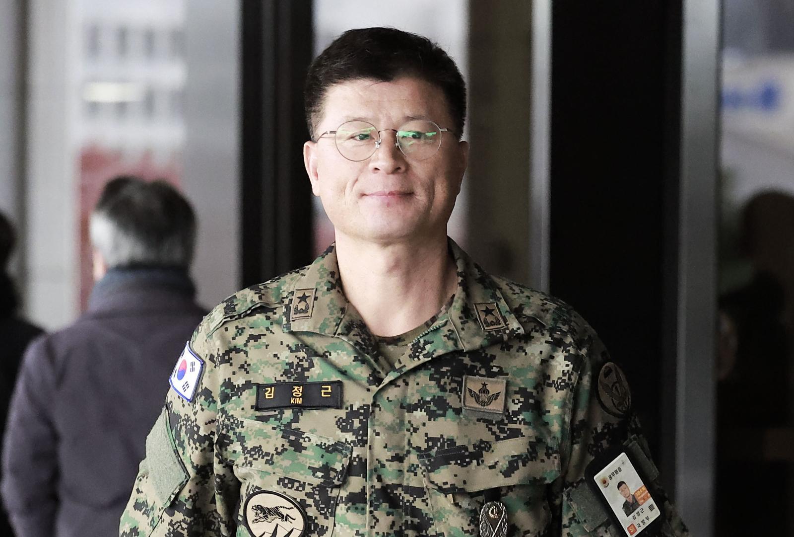 계엄 가담 혐의 장성 4명, 파면-해임…“법령준수의무 위반”
