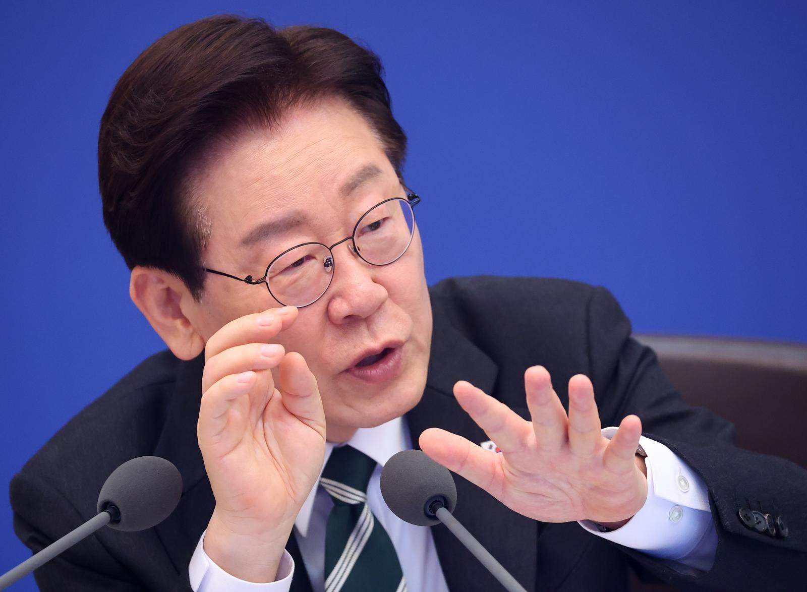 이재명 대통령이 28일 청와대에서 열린 제18회 국무회의 겸 제6차 비상경제점검회의에서 발언하고 있다. 2026.4.28 ⓒ 뉴스1
