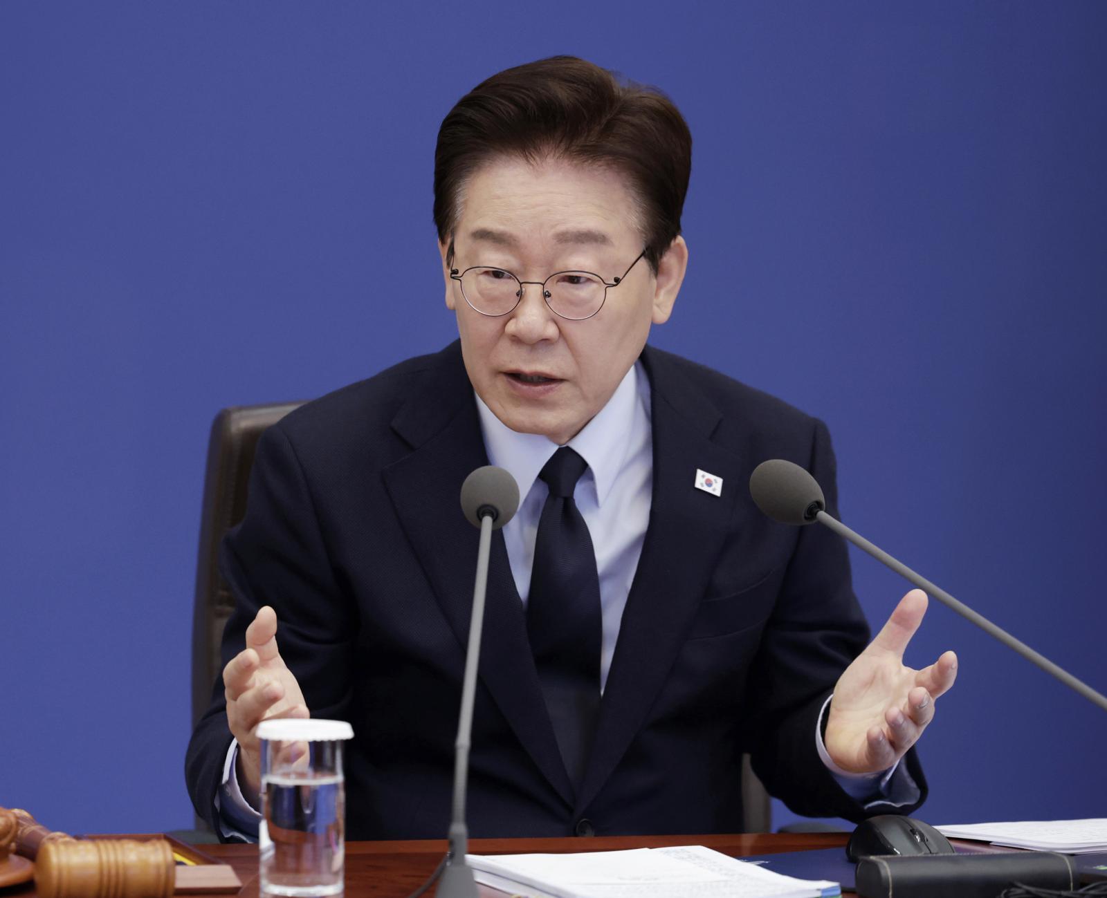 이재명 대통령이 6일 청와대에서 열린 제20회 국무회의 겸 제7차 비상경제점검회의에서 발언을 하고 있다. 청와대통신사진기자단