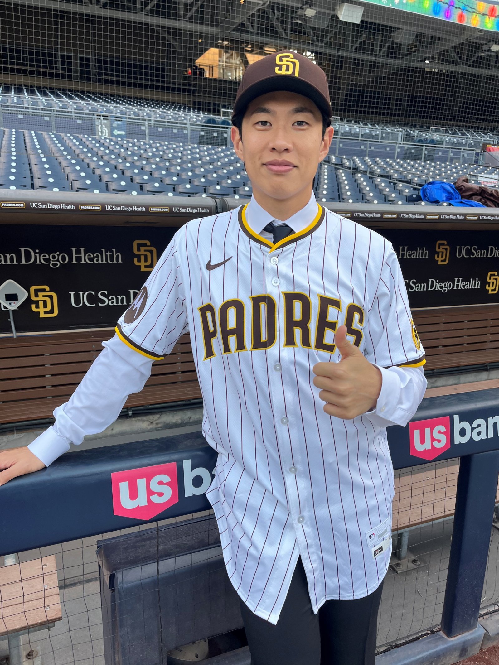 송성문, MLB 데뷔 첫 안타 장타로 장식…2타점 2루타 폭발
