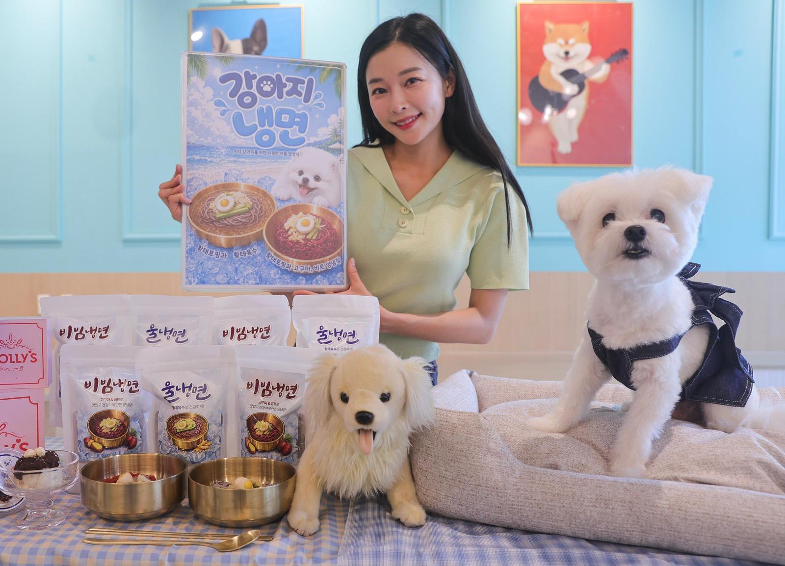 반려견 전용 물냉면에 빙수까지… 여름 펫시장 후끈