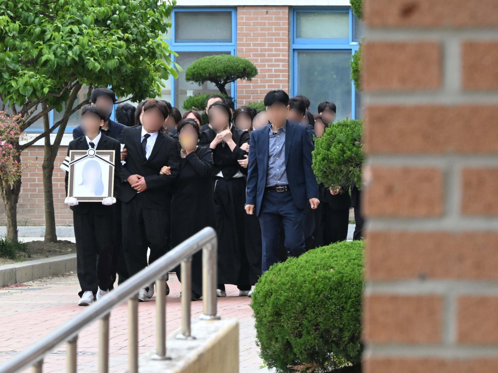 “딸, 친구들이랑 공부해야지” 흉기 피습 여고생 마지막 등굣길