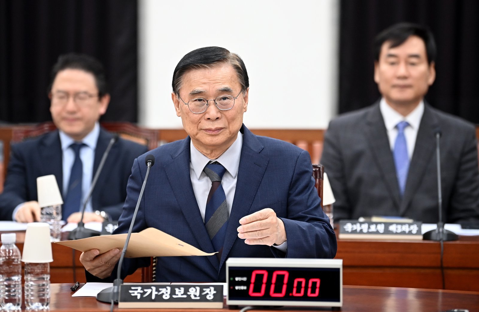 이종석 국가정보원장이 7일 서울 여의도 국회에서 열린 정보위원회 전체회의에 출석해 회의 시작을 기다리고 있다. 2026.05.07.  국회사진기자단